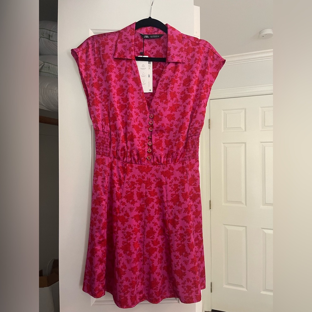 ZARA Floral V-Neck Mini Dress NWT pink and red